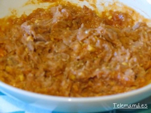El relleno de los huevos.