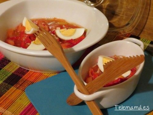 Ensalada de pimientos o asadillo de pimientos.