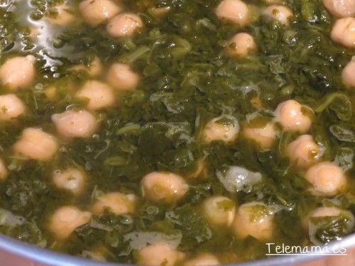 Garbanzos y espinacas.