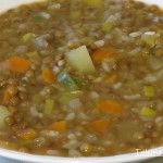 Lentejas con verduras y arroz.