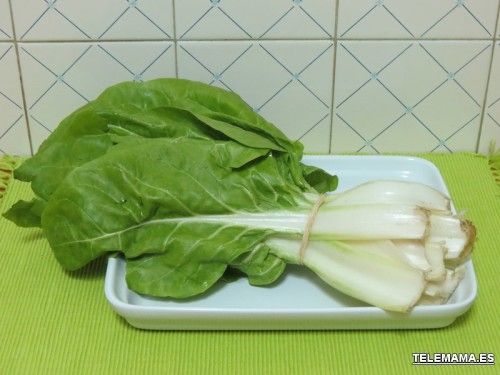 Manojo de acelgas.