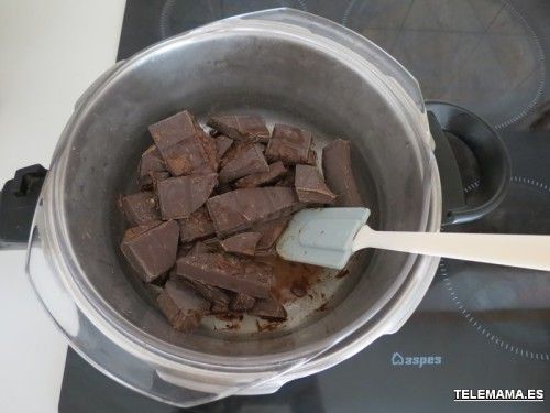 Fundimos el chocolate.