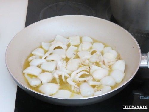 Caldo de pescado.