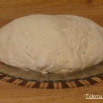 Masa de pizza casera con panificadora.