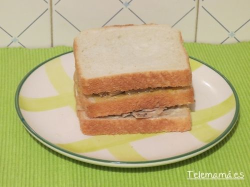 Sándwich de carne asada.
