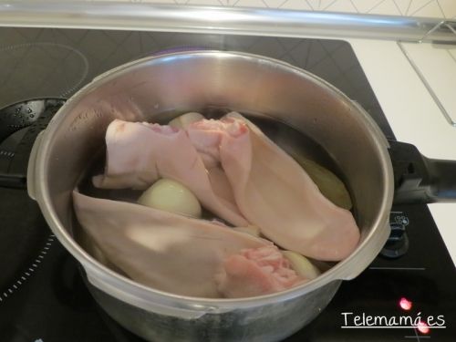 Listo para cerrar la olla.