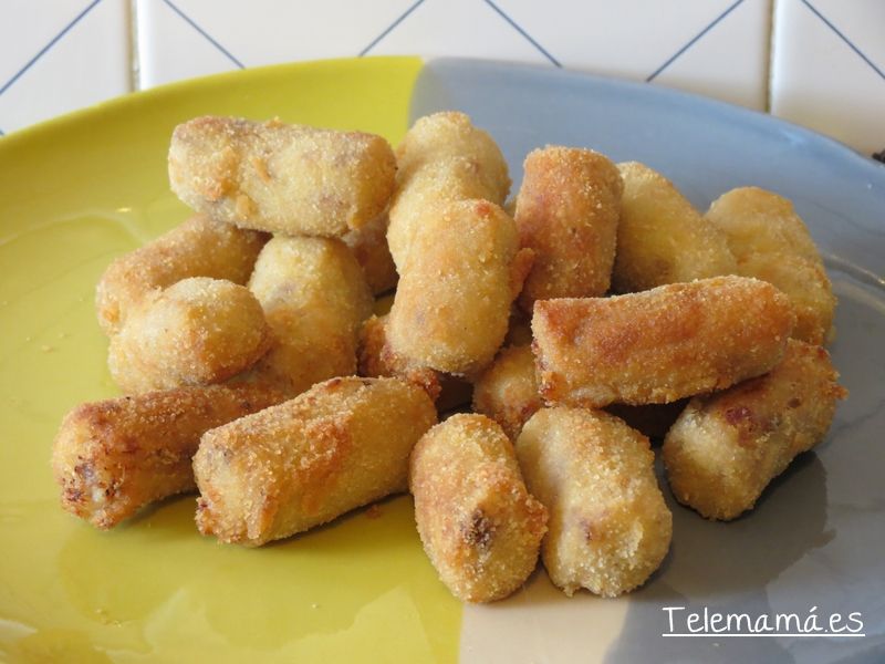 Croquetas de boletus y gambas.