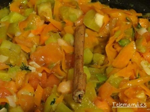 Echamos el palo de canela.