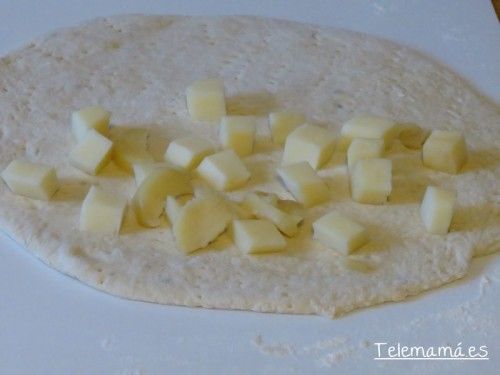 Hacemos la base y comenzamos con el relleno.