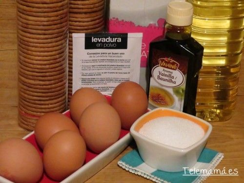 Ingredientes para el bizcocho.