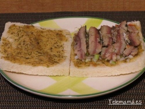 Añadimos las sardinillas.