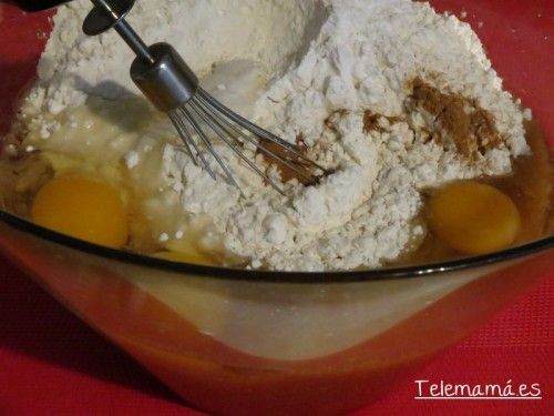 Mezclamos el resto de ingredientes.