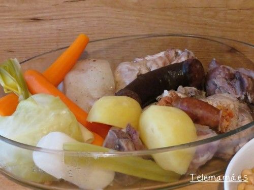 Verdura y carne, a su vez hace de segundo plato.