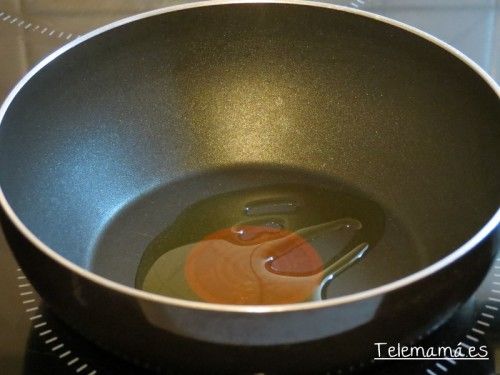 Ponemos unas gotas de aceite.