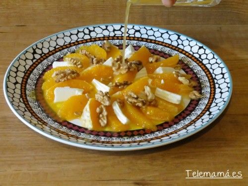 Añadimos el jugo de naranja.