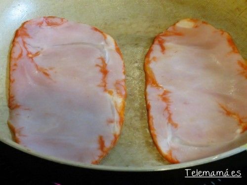 Pasamos el lomo por la sartén.