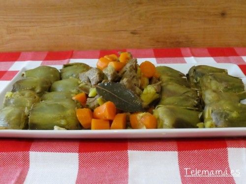 Guiso de ternera y alcachofas.