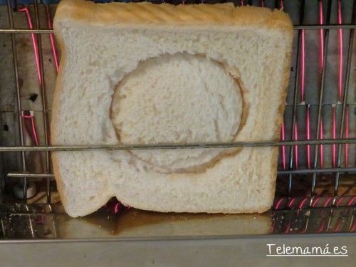 Tostamos el pan.