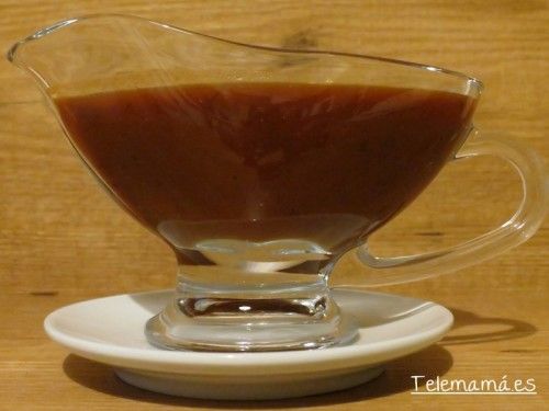 Salsa barbacoa casera.
