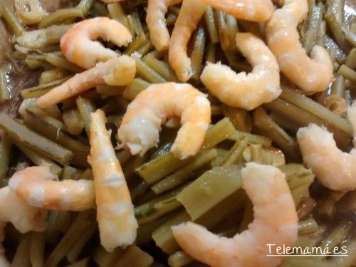 Añadimos los langostinos.