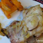 Contramulos de pollo con boniatos al horno.